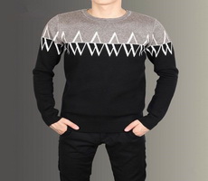 MEN SWEATER